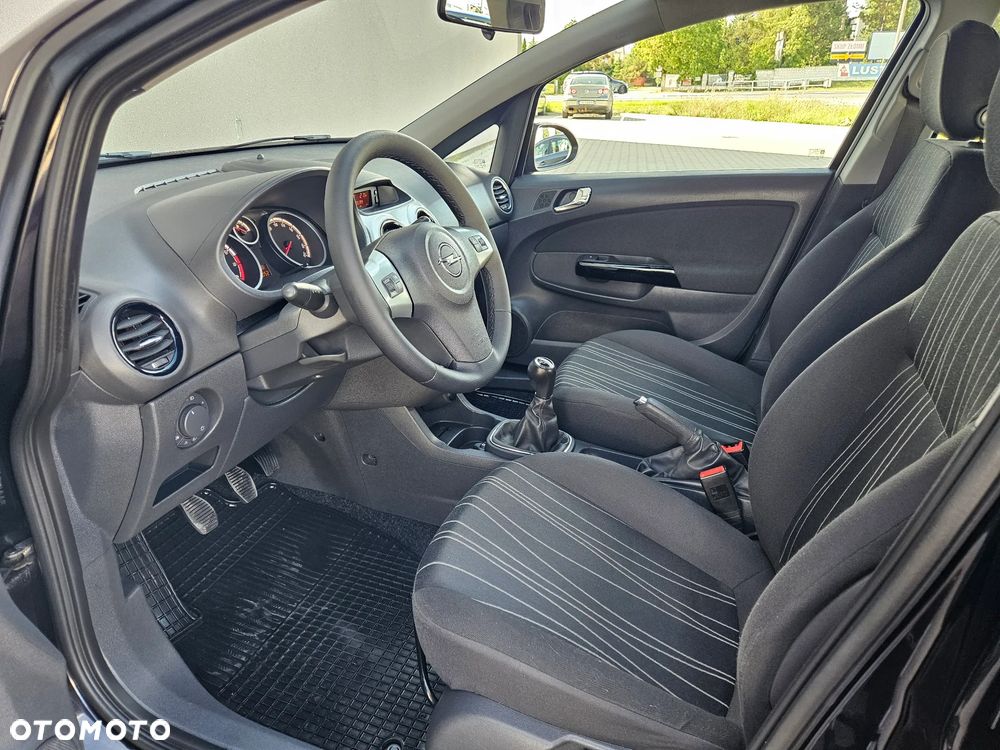 Opel Corsa 1.2 16V - 28