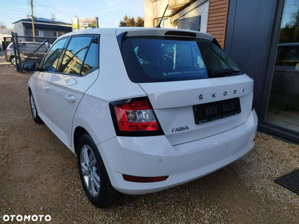 Skoda Fabia - 3