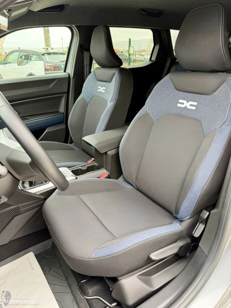 Dacia Duster 1.0 TCe SL Extreme - 38