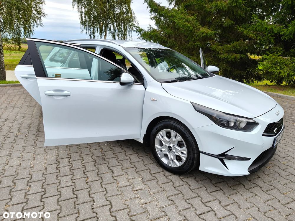 Kia Ceed 1.5 T-GDI Business Line - 28