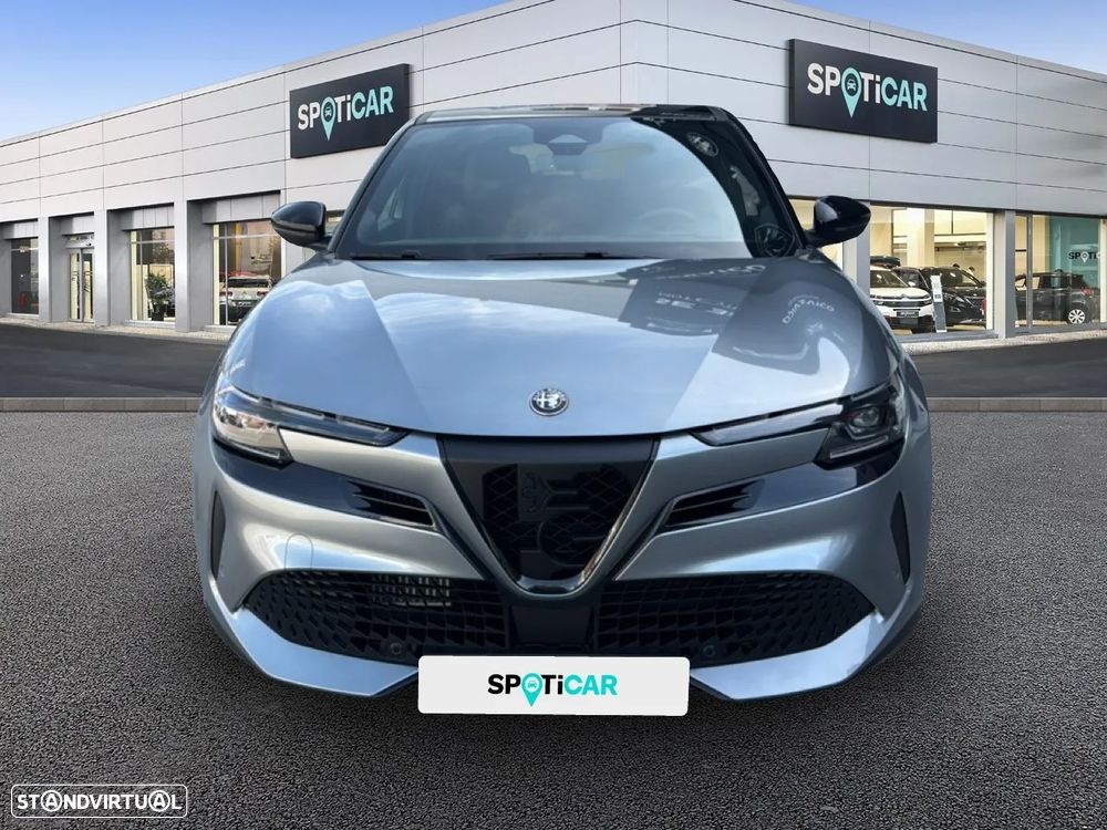 Alfa Romeo Junior 1.2 Speciale eDCT6 - 2