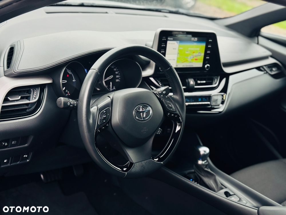Toyota C-HR 1.8 Hybrid Executive - 26