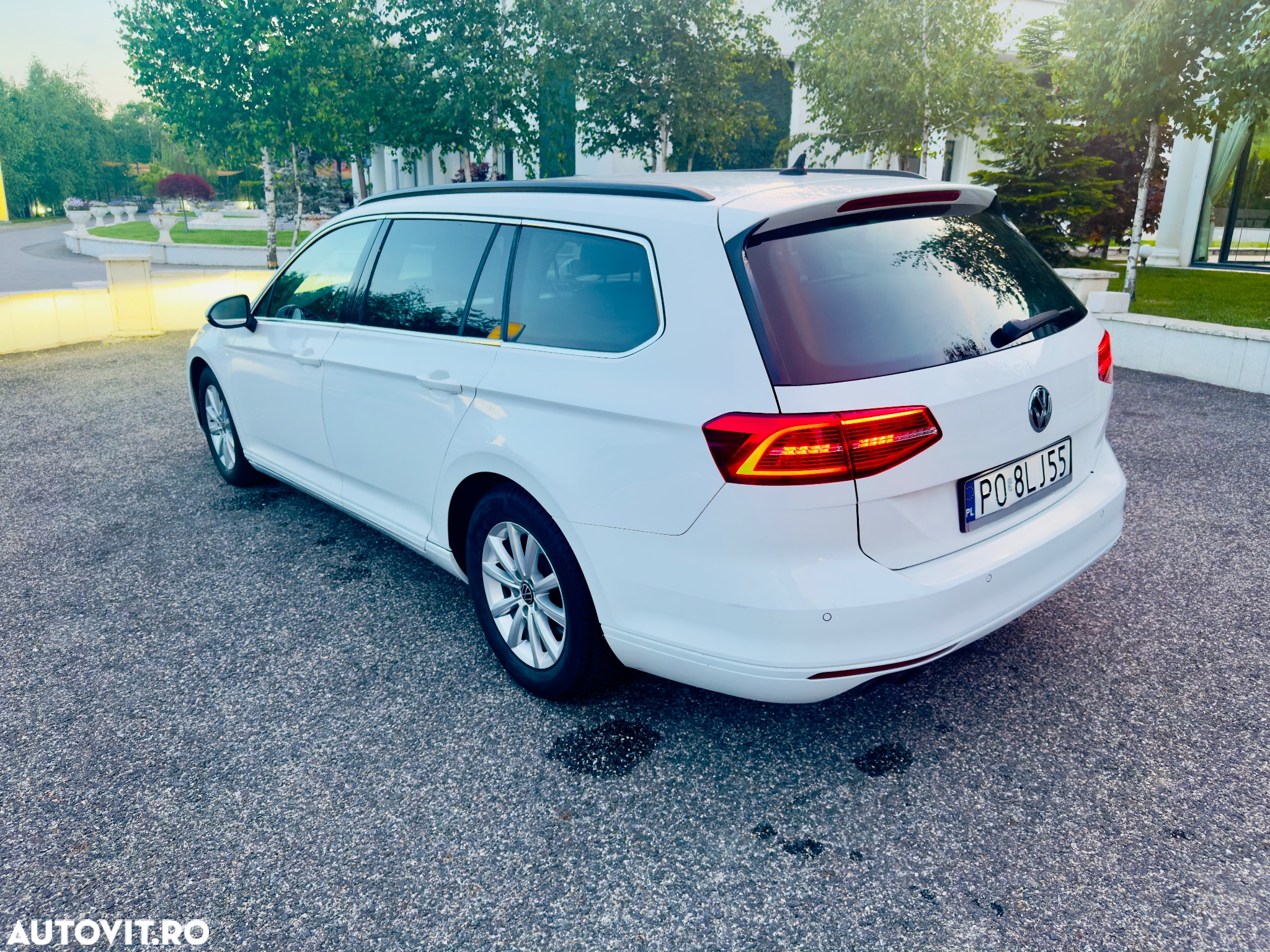 Volkswagen Passat 2.0 TDI DSG R Executive - 4