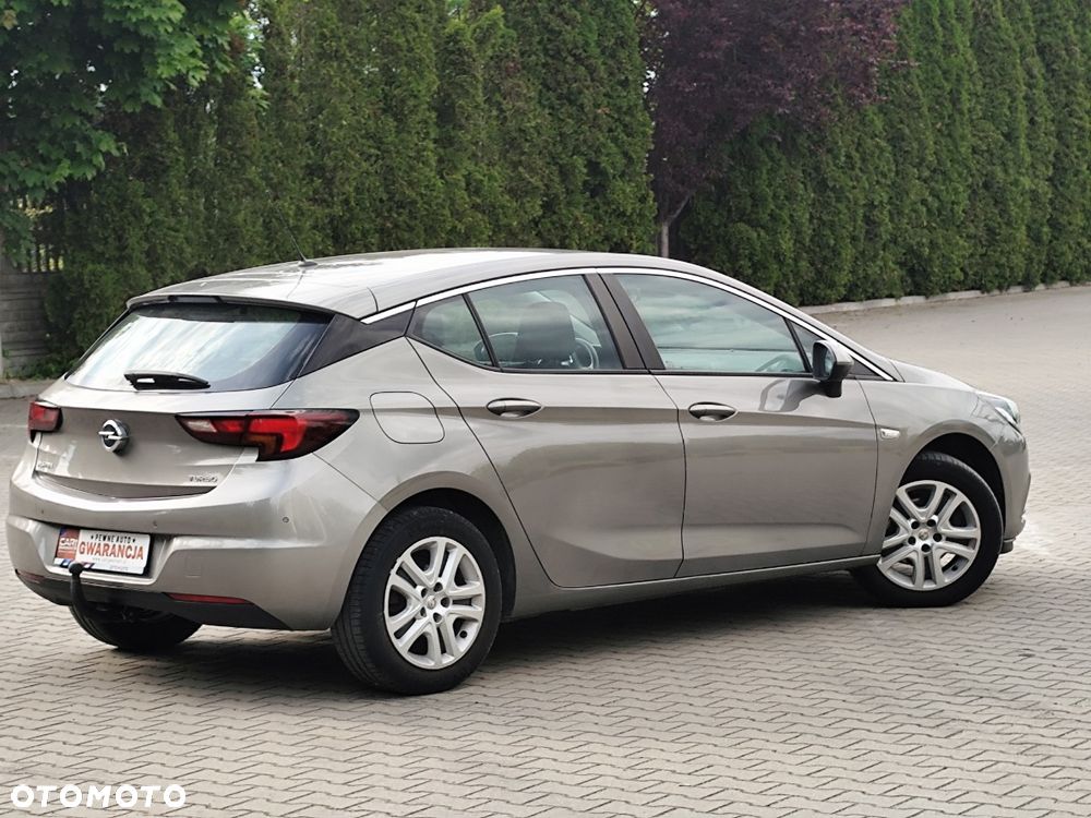 Opel Astra - 32
