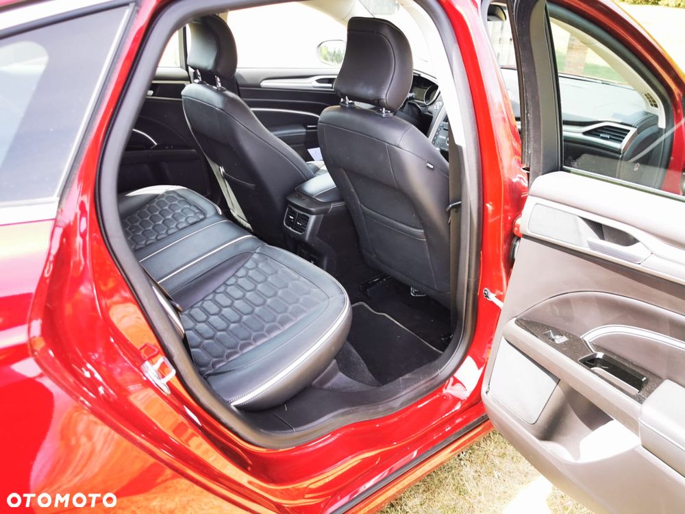 Ford Mondeo Vignale 2.0 TDCi Bi-Turbo PowerShift - 11