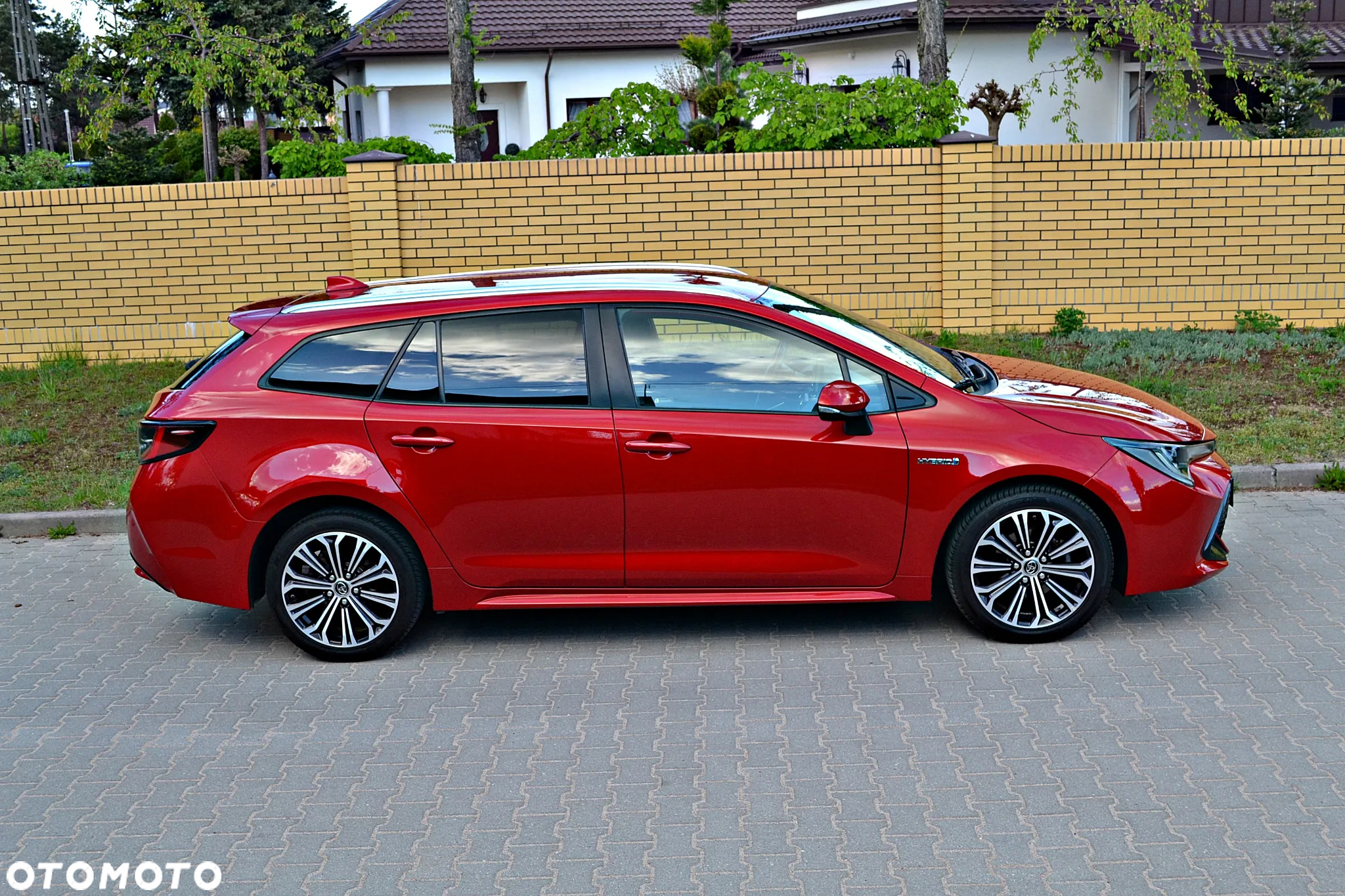 Toyota Corolla 1.8 Hybrid Executive - 13