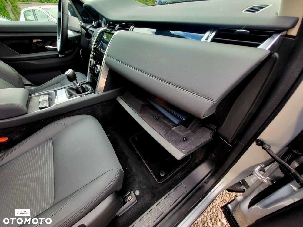 Land Rover Discovery Sport - 22