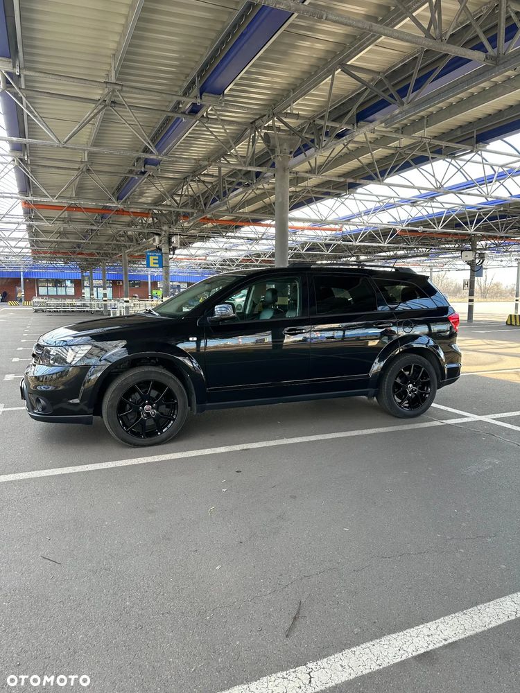 Fiat Freemont 2.0 Multijet 16V DPF Automatik Allrad Black Code - 22