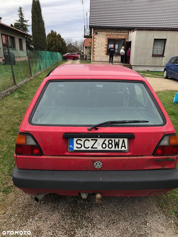 Volkswagen Golf - 4