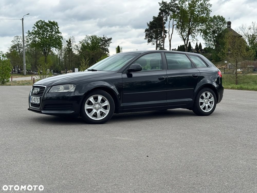 Audi A3 Sportback - 4