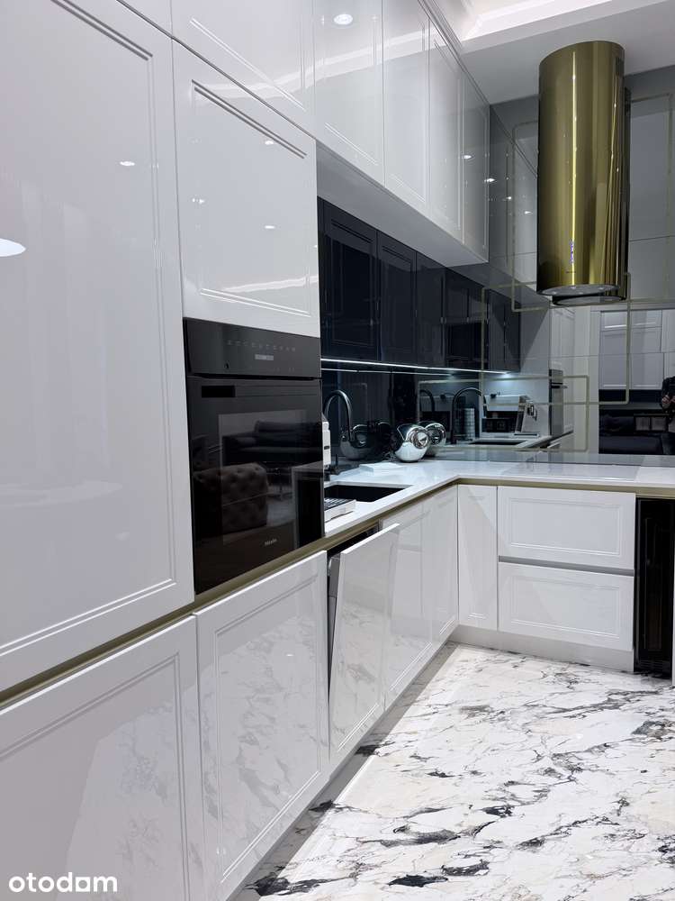 BUTIKOWY APARTAMENT W SERCU WARSZAWY