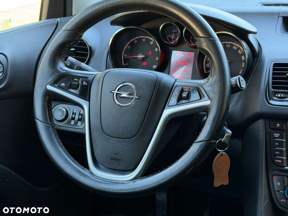 Opel Meriva - 10