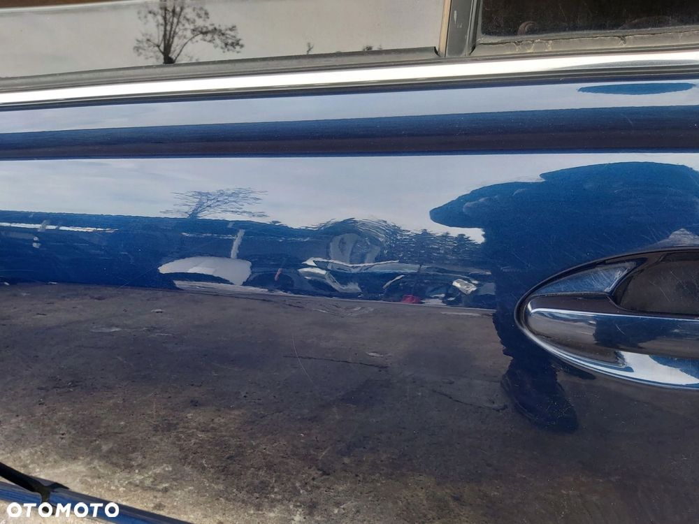 TOYOTA Avensis T25 03-08 r drzwi lewy tył lewe tylne KOMBI 8P4 - 16