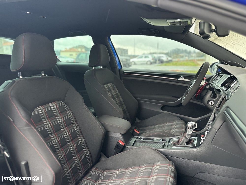 VW Golf 2.0 TSi GTi DSG Performance - 7