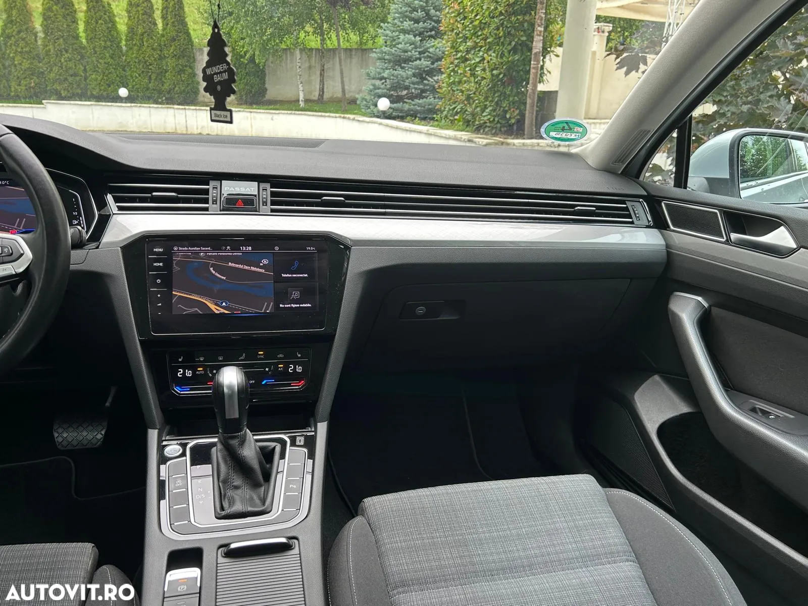 Volkswagen Passat Variant 2.0 TDI SCR DSG Business - 11