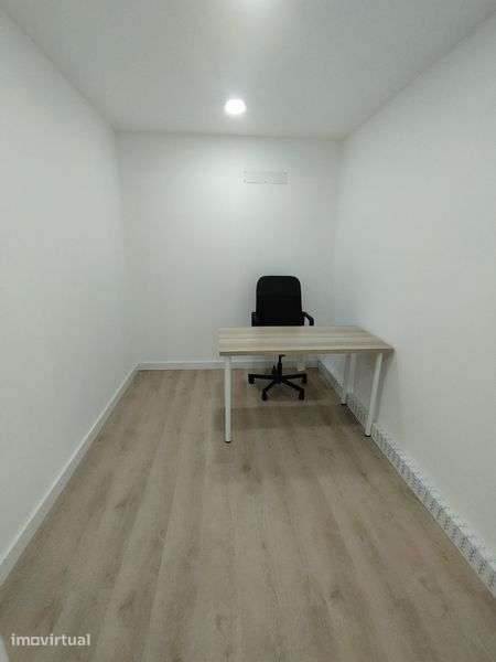 Espaço de Escritório - Grande imagem: 5/8