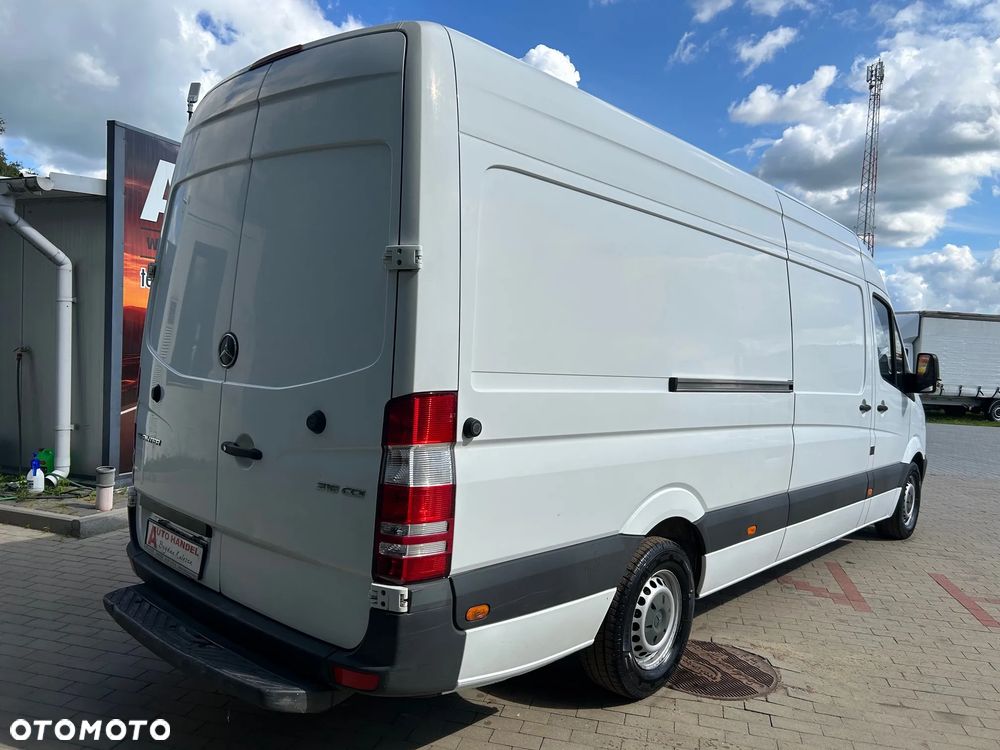 Mercedes-Benz SPRINTER - 3