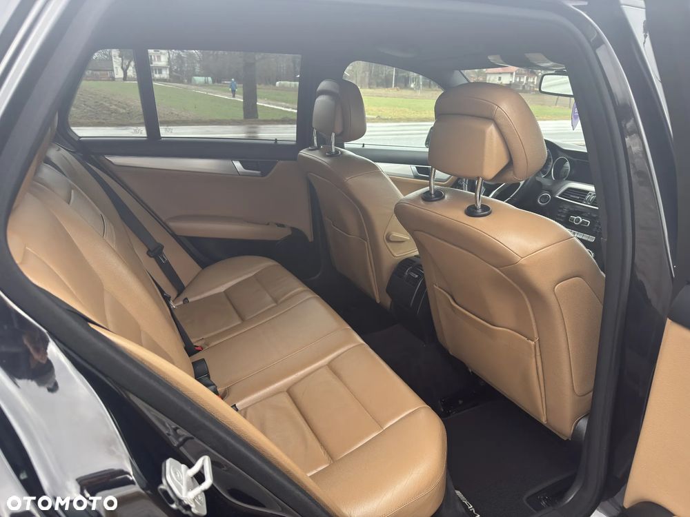 Mercedes-Benz Klasa C 200 CDI Avantgarde Edition - 14