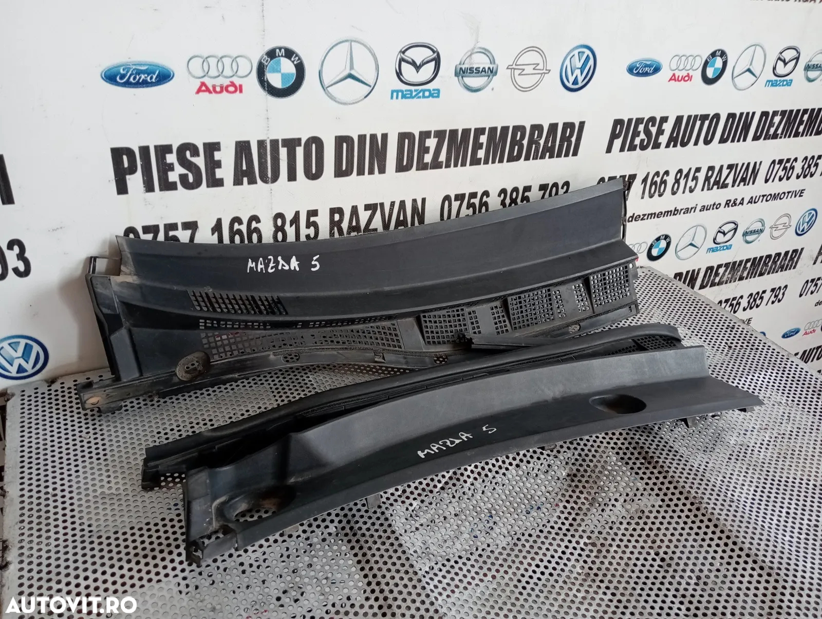 Grila Stergatoare Mazda 5 An 2005-2006-2007-2008-2009-2010 Volan Stanga Dezmembrez - Dezmembrari Ar - 3