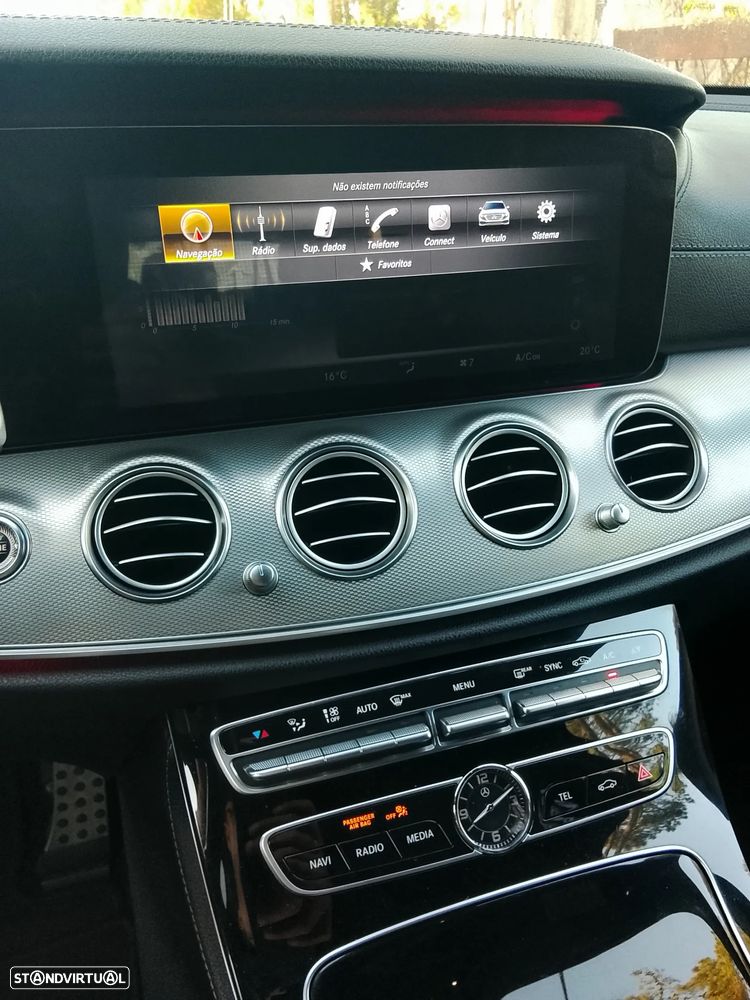 Mercedes-Benz E 220 d AMG - 9