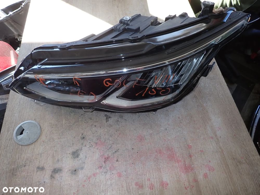 VOLKSWAGEN GOLF VIII LED LAMPA LEWY PRZÓD NA CZĘŚCI 5H1941005 - 1
