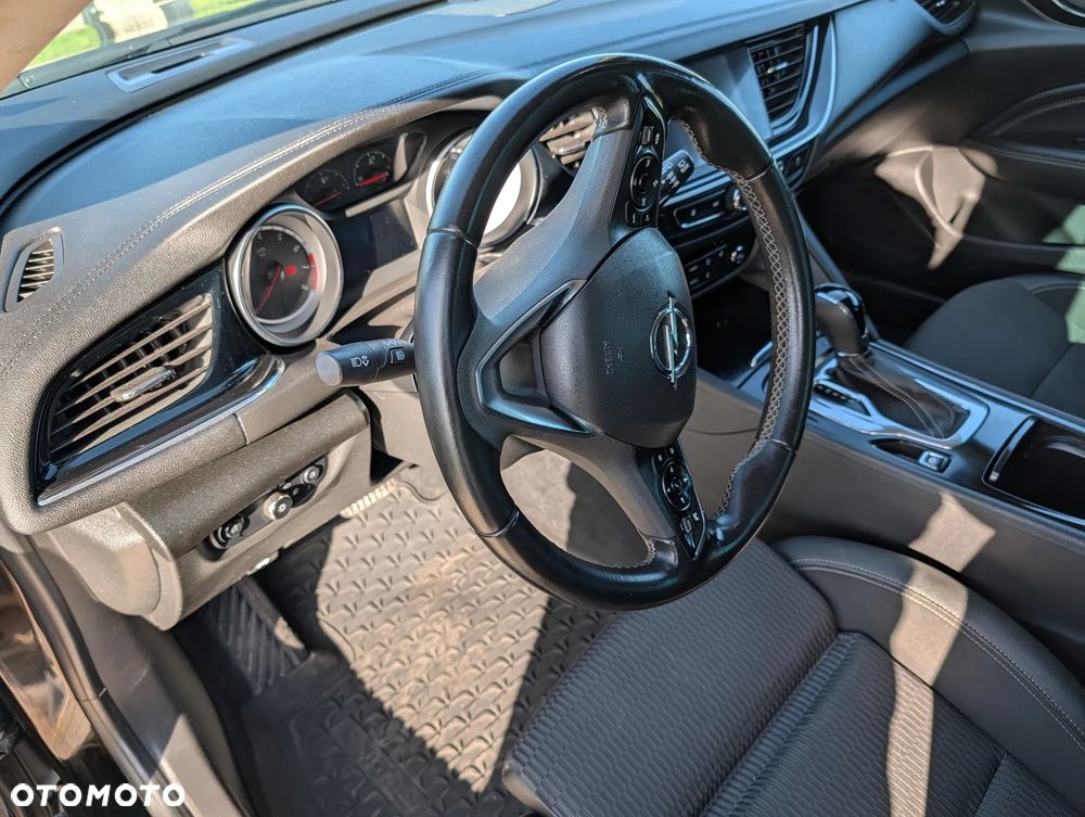 Opel Insignia 1.5 T GPF Innovation S&S - 19