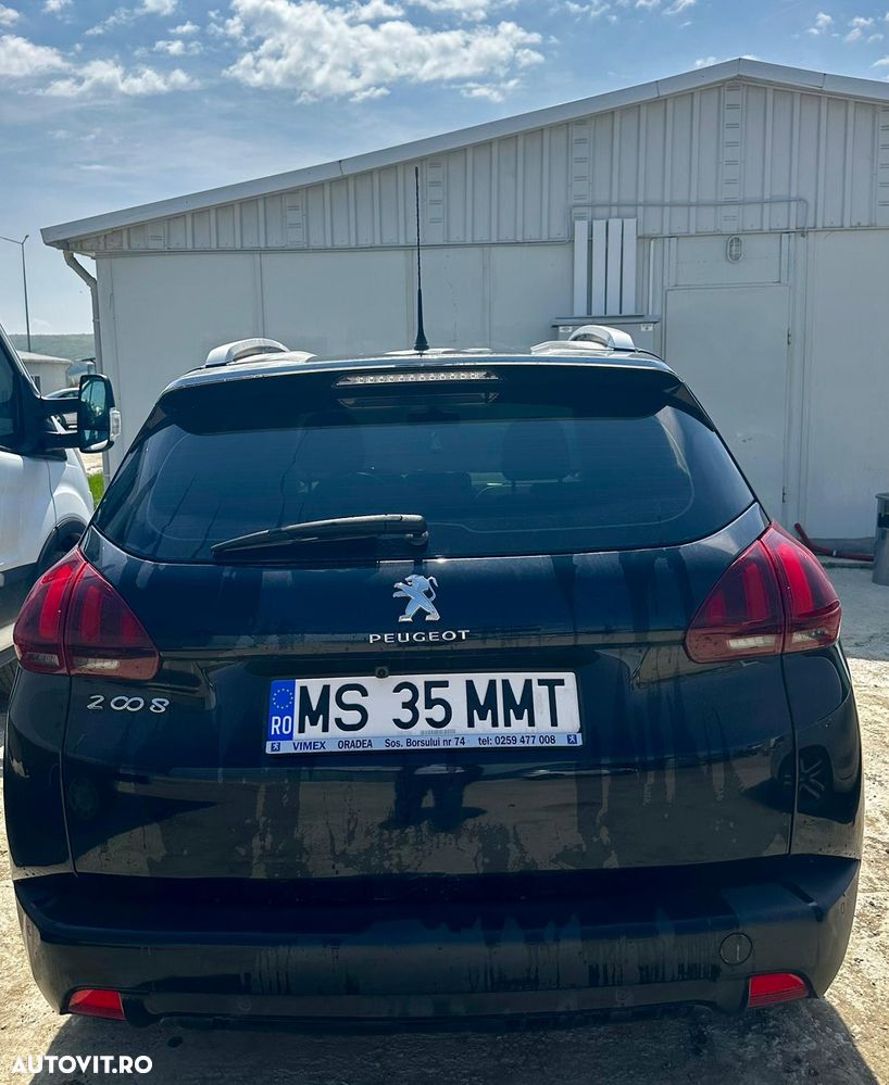 Peugeot 2008 1.2 L PureTech ETG Allure - 13