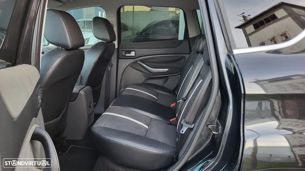 Ford Kuga 2.0 TDCi Titanium - 9