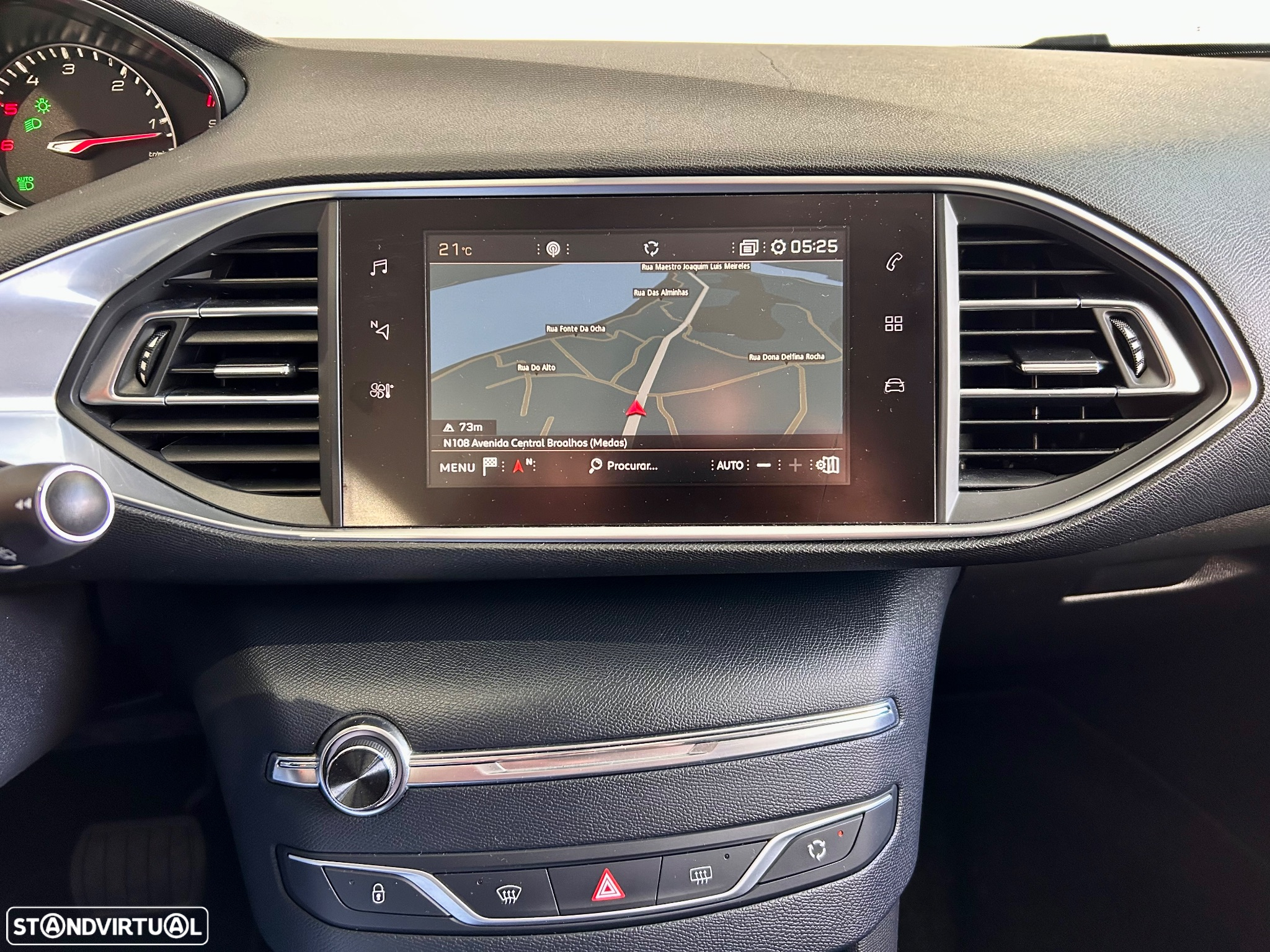 Peugeot 308 SW BlueHDi 120 EAT6 Stop & Start Active - 46
