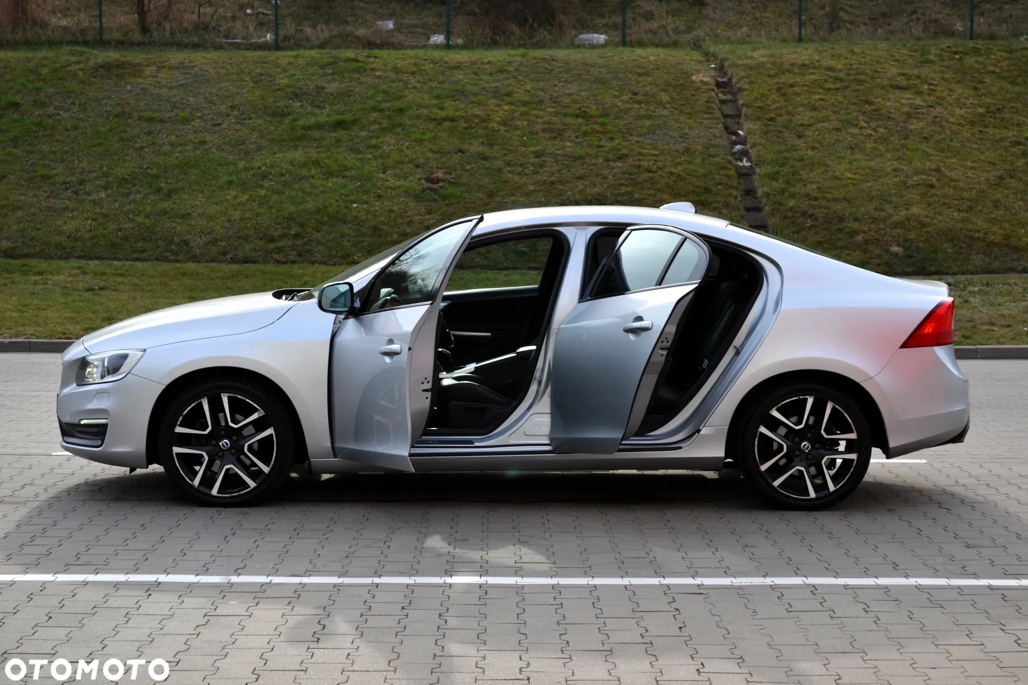 Volvo S60 D3 Drive-E Summum - 26