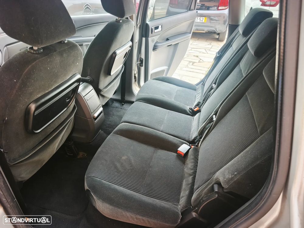 Ford Focus C-Max 1.6 TDCi Ghia - 16