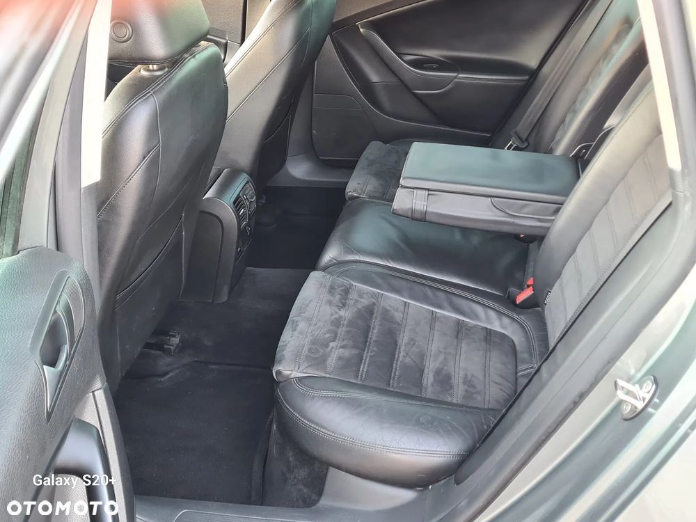 Volkswagen Passat - 18