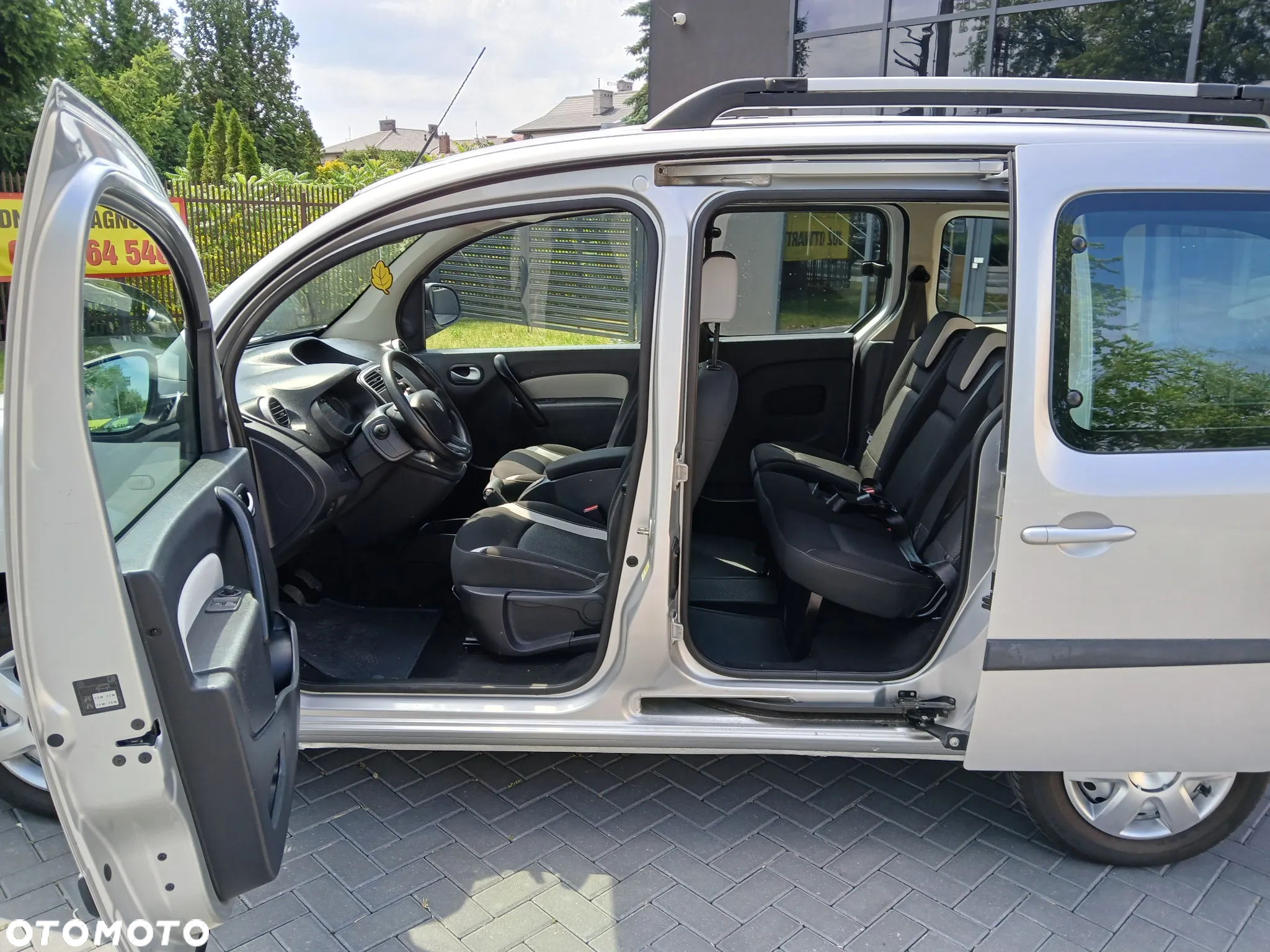 Renault Kangoo 1.6 16V 105 Authentique - 11