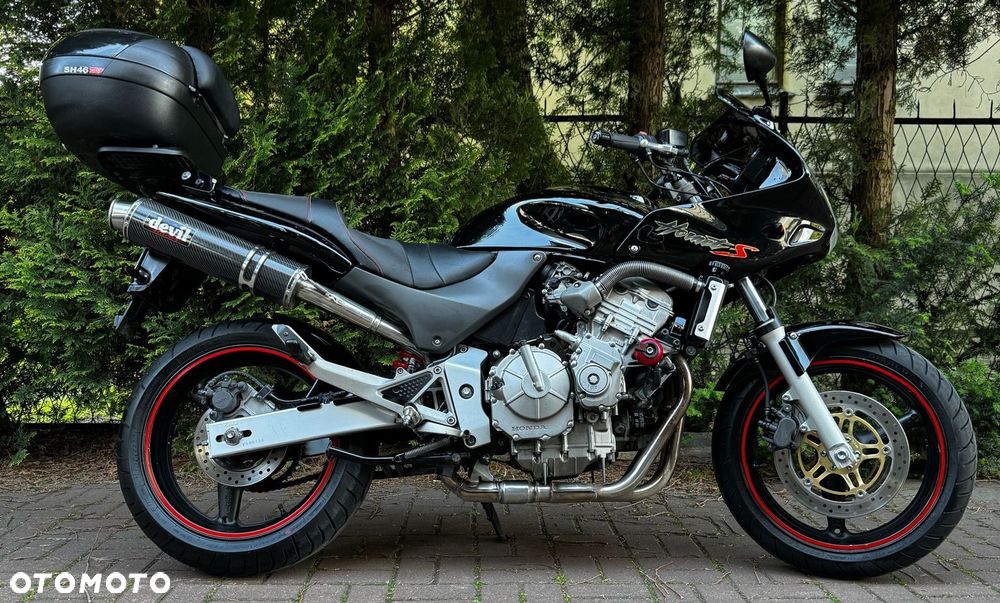 Honda Hornet - 2
