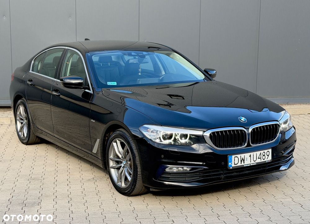BMW Seria 5 520d xDrive Luxury Line sport - 29