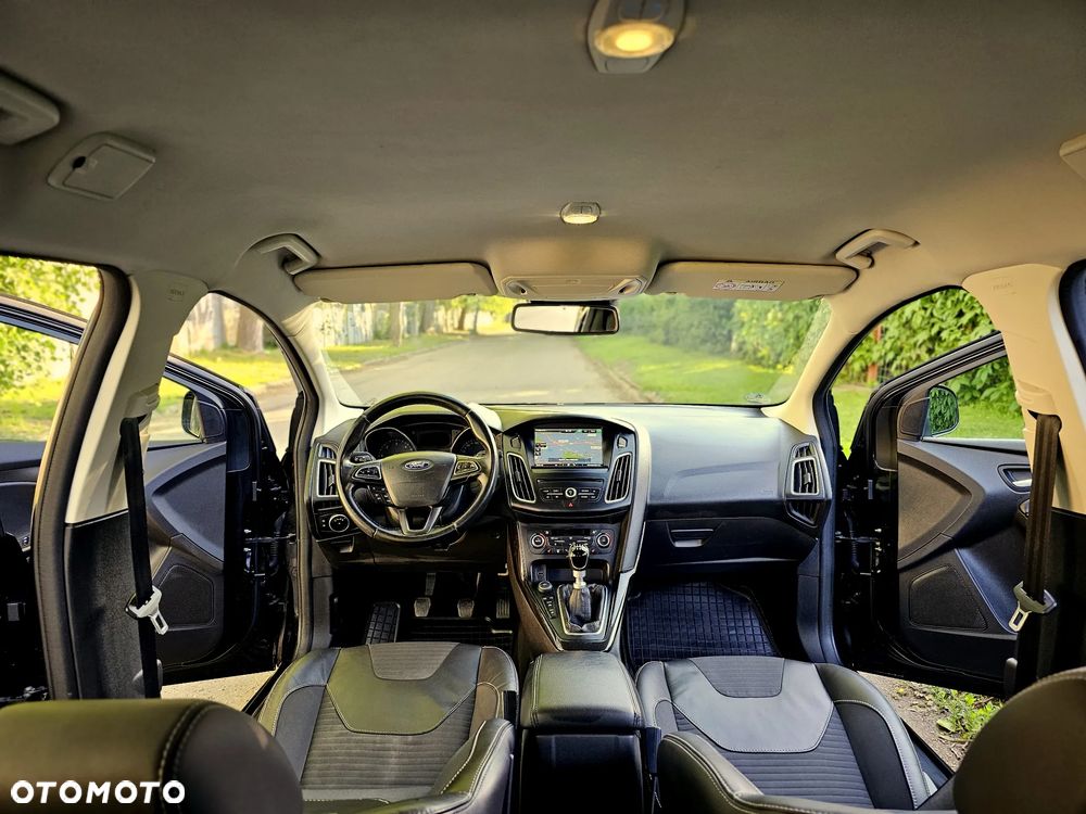 Ford Focus 1.5 TDCi SYNC Edition ASS - 9