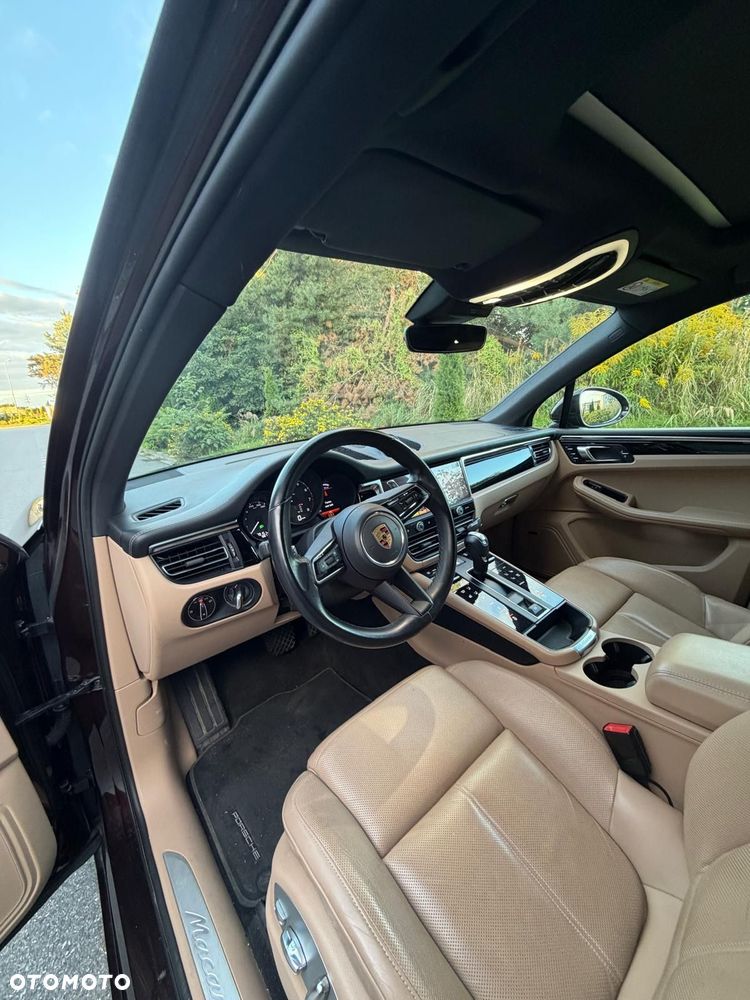 Porsche Macan Standard - 8