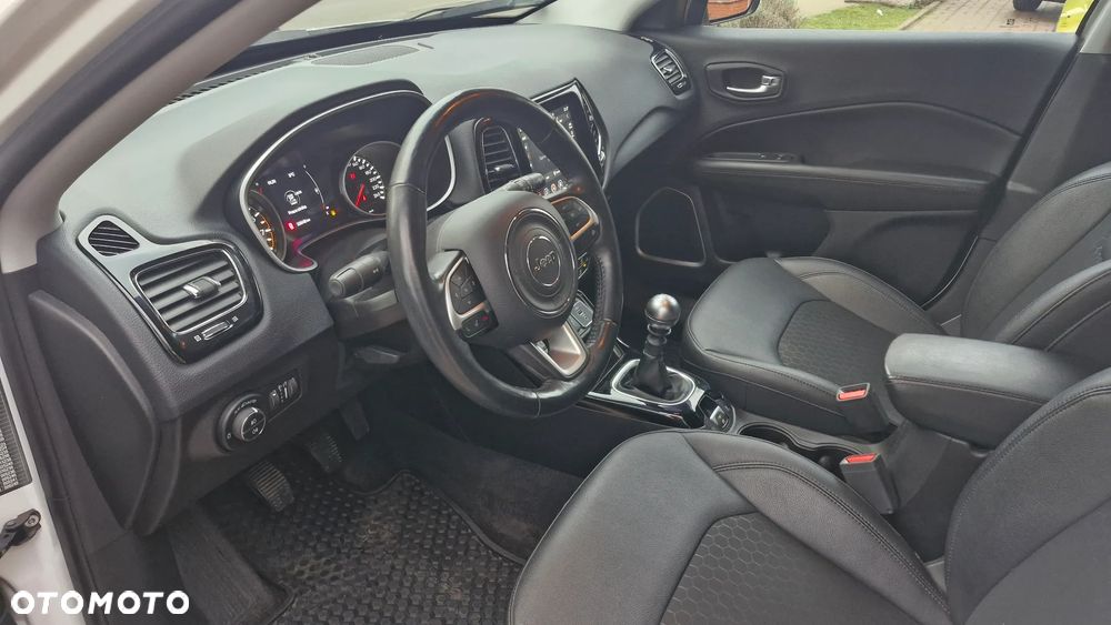 Jeep Compass 1.3 TMair Night Eagle FWD S&S - 12