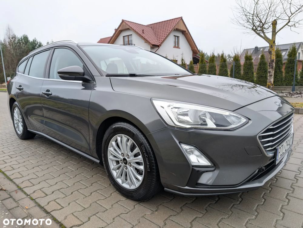 Ford Focus 1.5 EcoBlue Start-Stopp-System TITANIUM - 4