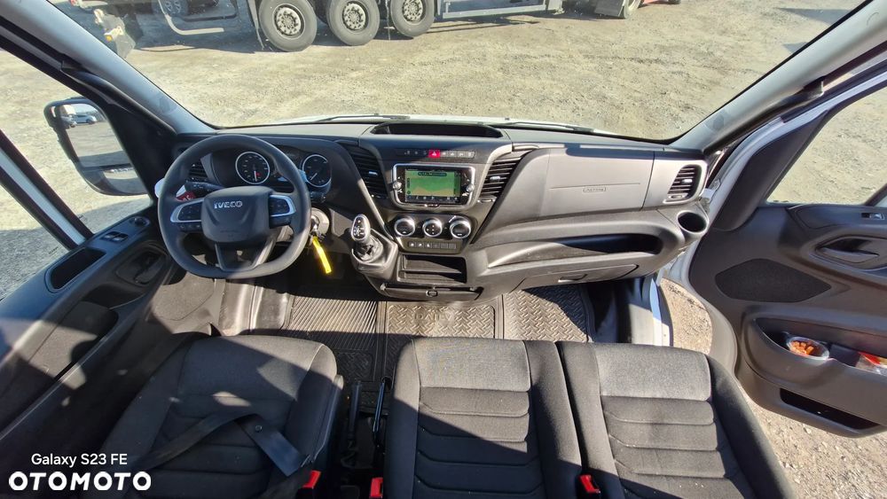 Iveco IS35 - 20