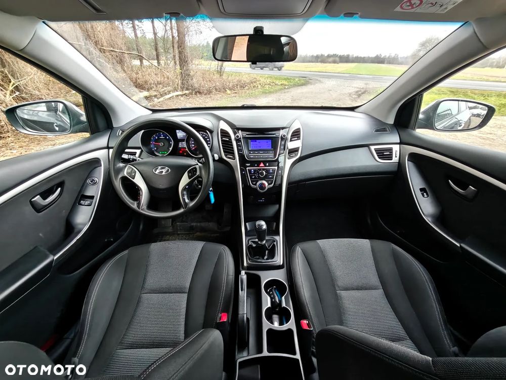 Hyundai i30 1.6 CRDi Comfort - 13