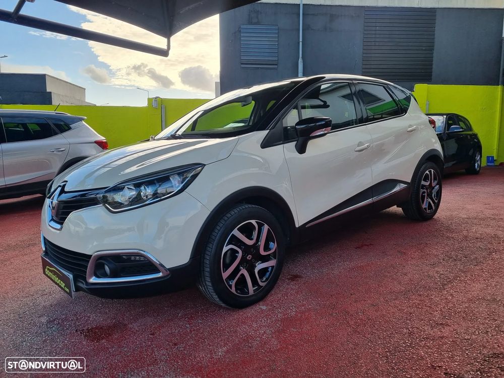 Renault Captur 1.2 TCe Exclusive EDC - 1