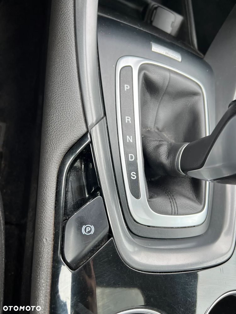 Ford Mondeo 2.0 TDCi Titanium PowerShift - 30