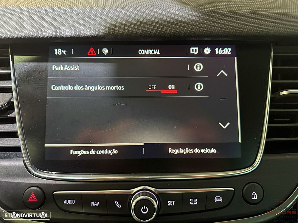 Opel Crossland 1.2 T GS Line - 34