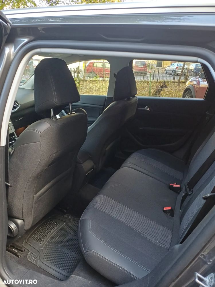 Peugeot 308 SW 1.2L PureTech S&S EAT8 Allure Pack - 7