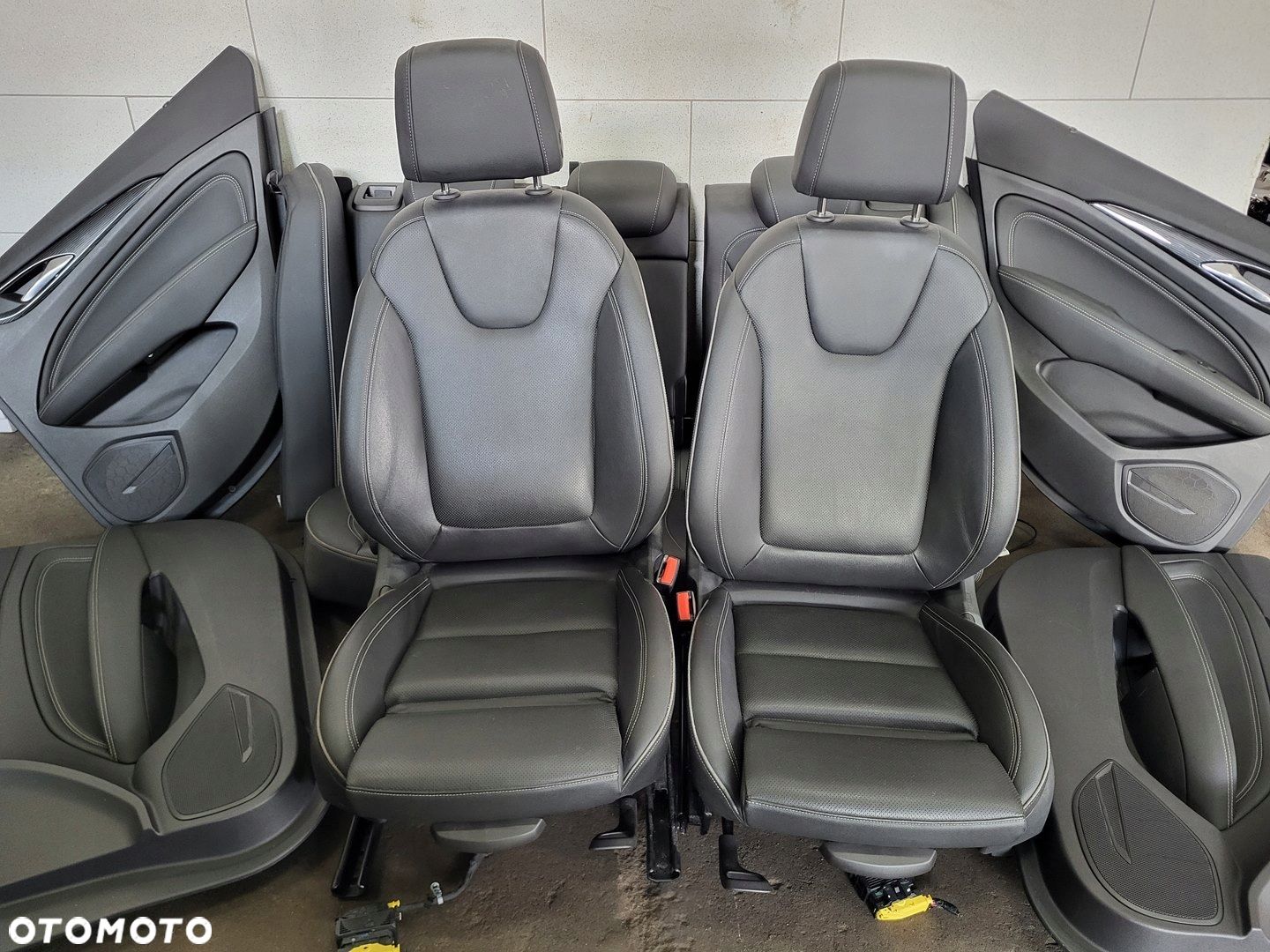 fotel fotele pompowane boczek boczki kanapa OPEL INSIGNIA B HB elite uk - 1