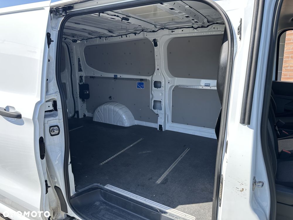 Volkswagen T7 Kasten Long,import Niemcy - 7