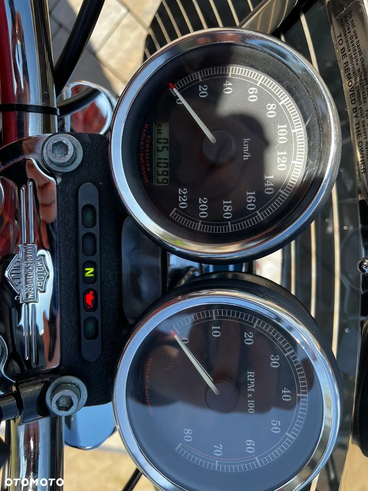 Harley-Davidson Sportster Roadster 1200R - 8