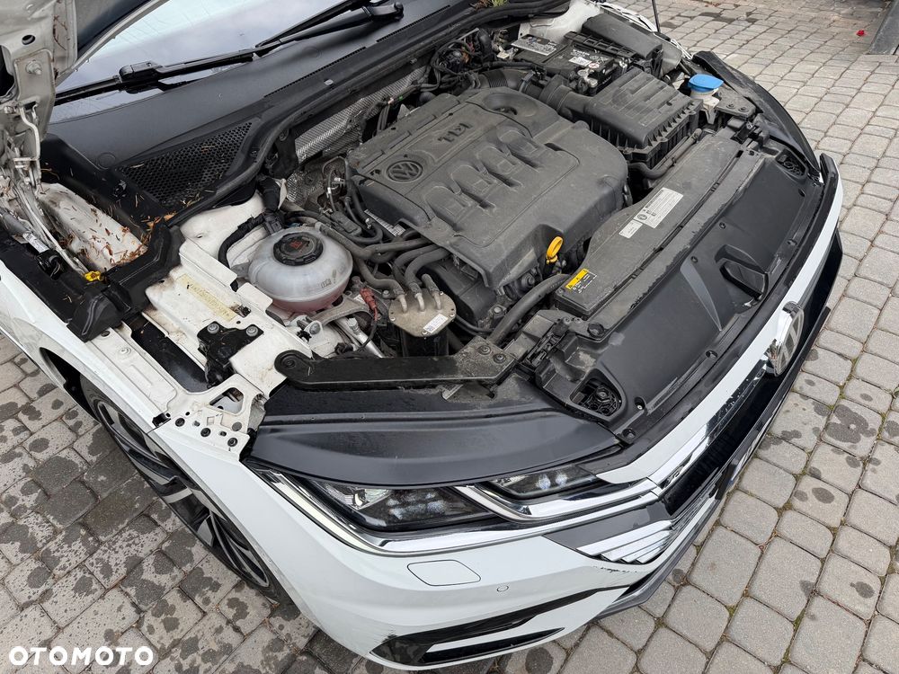Volkswagen Arteon 2.0 TDI SCR R-Line DSG - 12