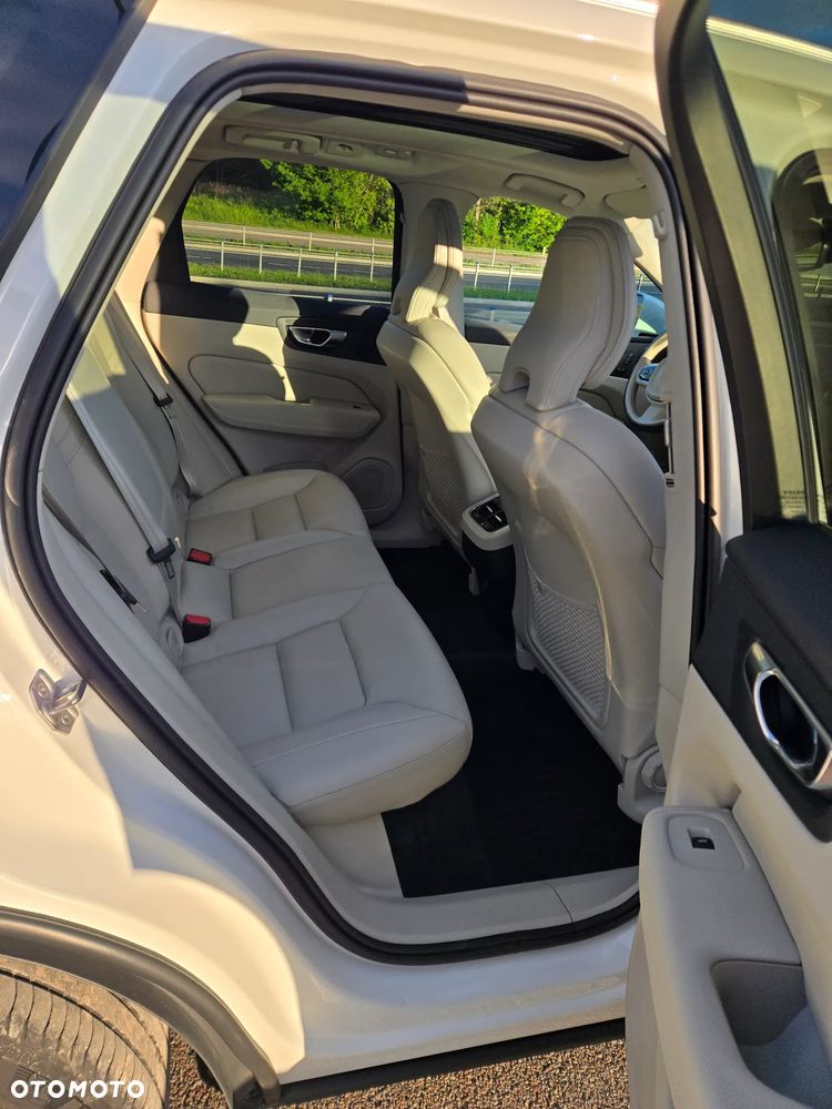 Volvo XC 60 B4 D AWD Inscription - 7